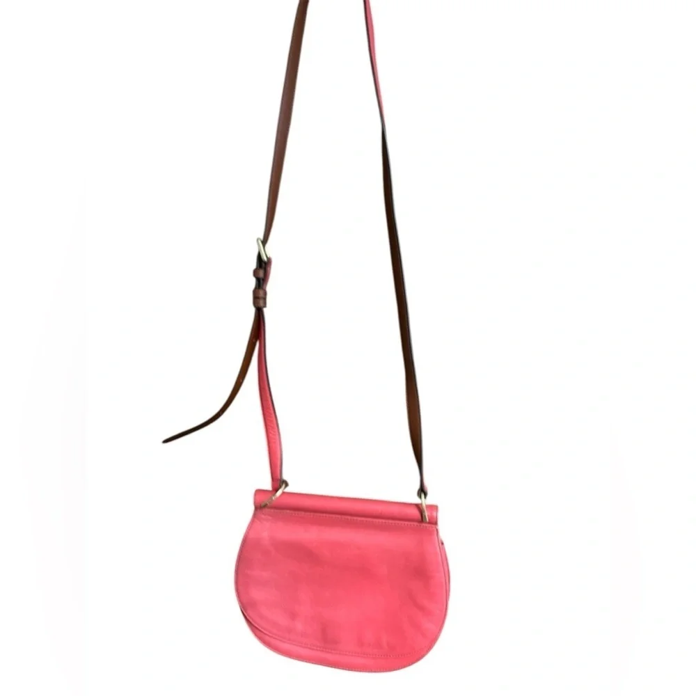 Vera Bradley Women's Leather‎ Crossbody Purse Red Geometric Pattern